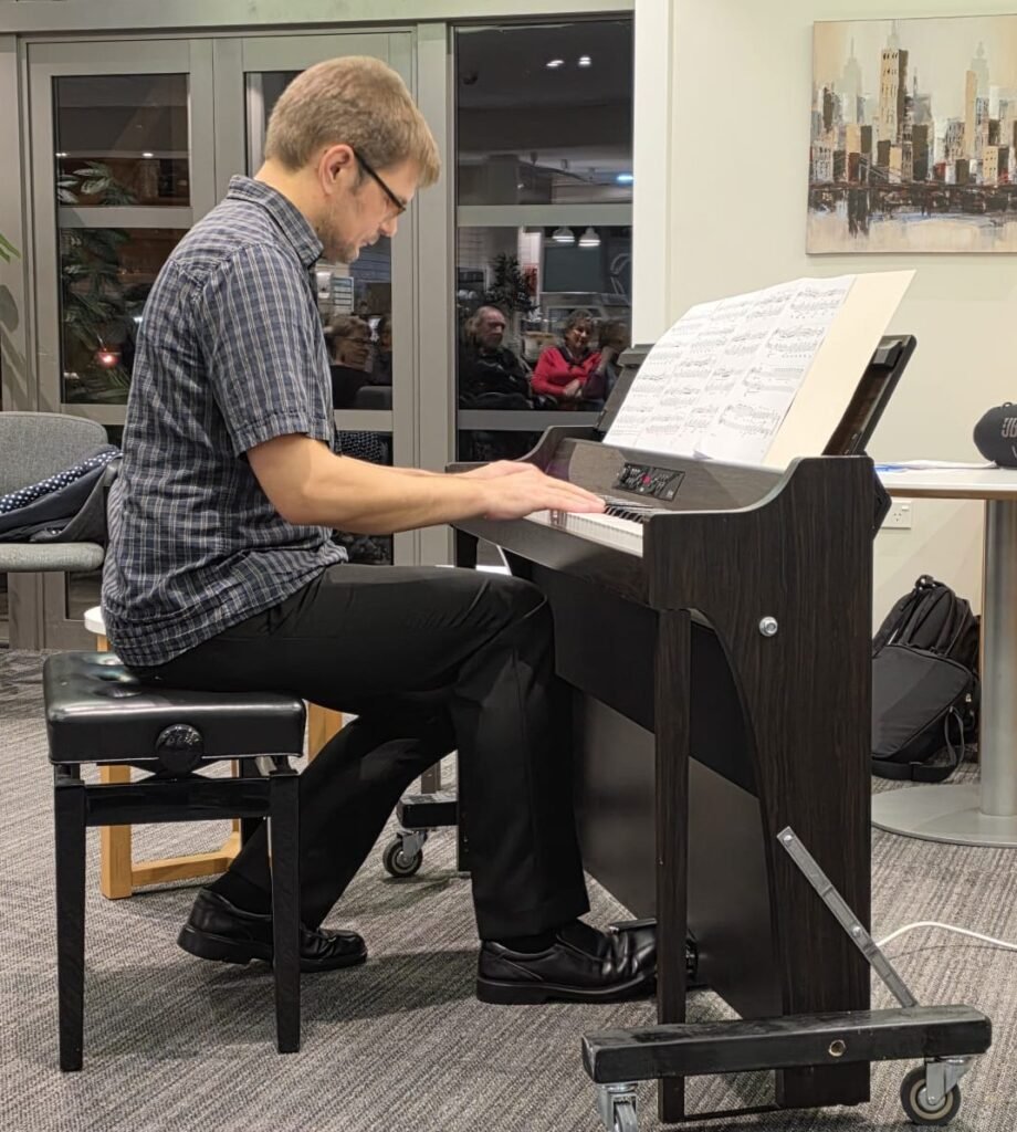 Michal Cihelka playing the digital piano